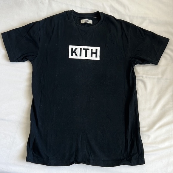KITH Classic Black Logo Tee - Picture 2 of 3